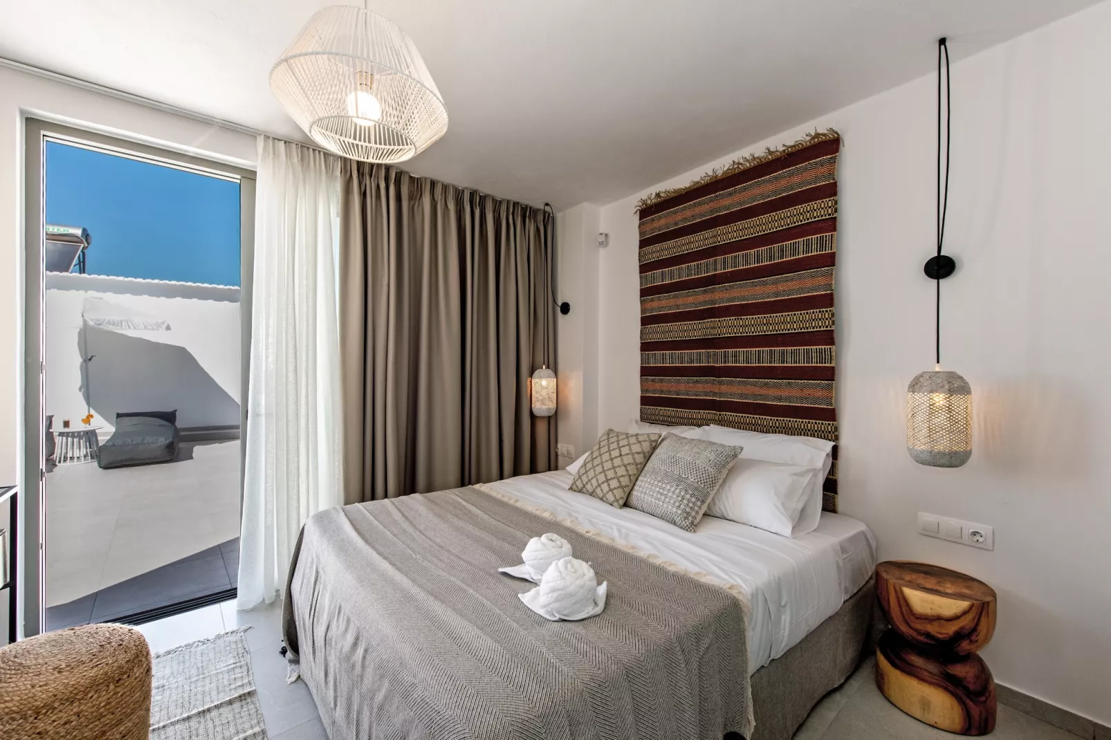 Memoria-Bedroom