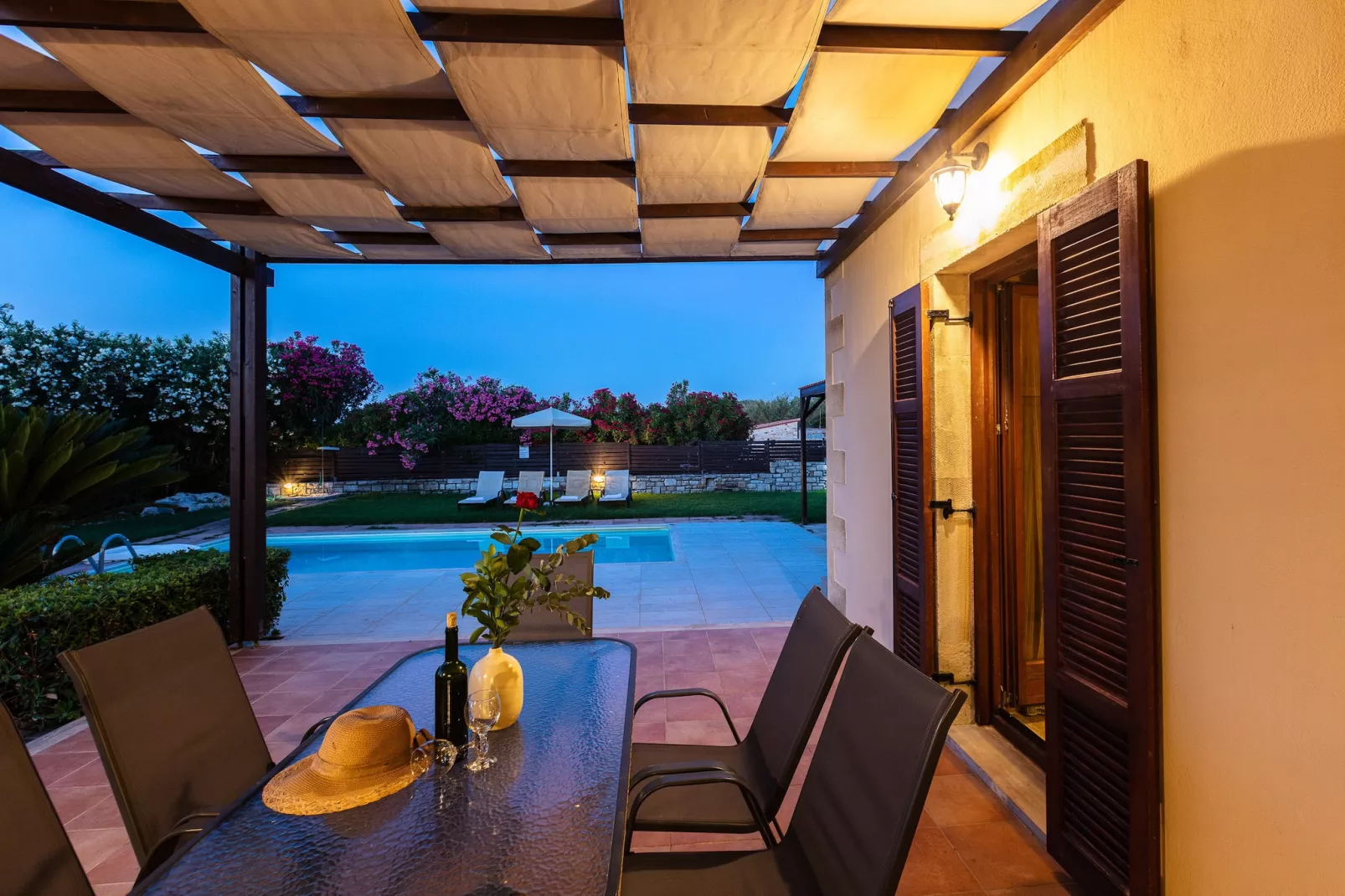 Mera-Terrace balcony