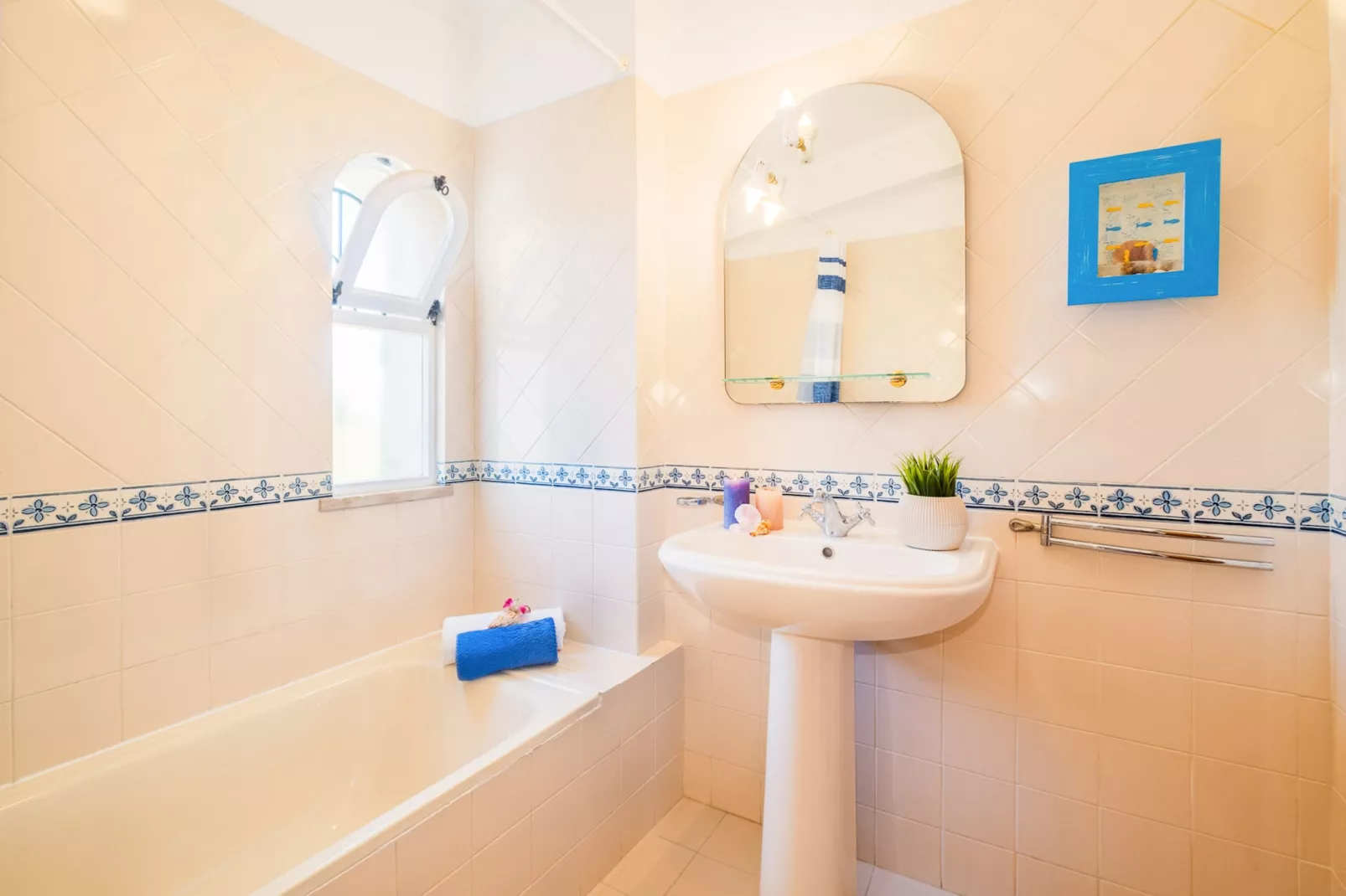 Villa Menorca-Bathroom