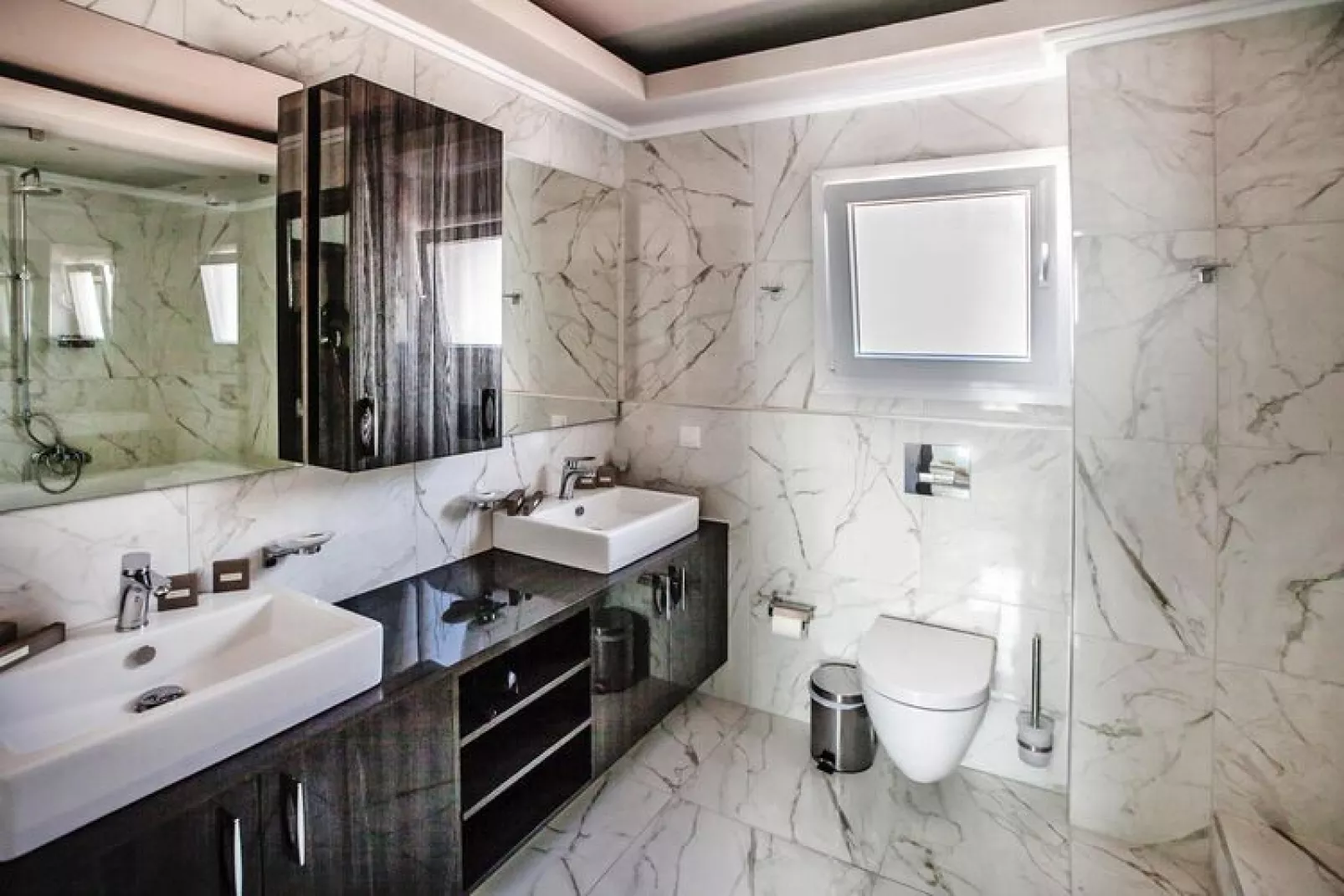 Holiday homes Sunny Villas Resort and SPA Chanioti-EXCLUSIVE FAMILIY VILLA 4 BEDROOMS private pool-Badezimmer