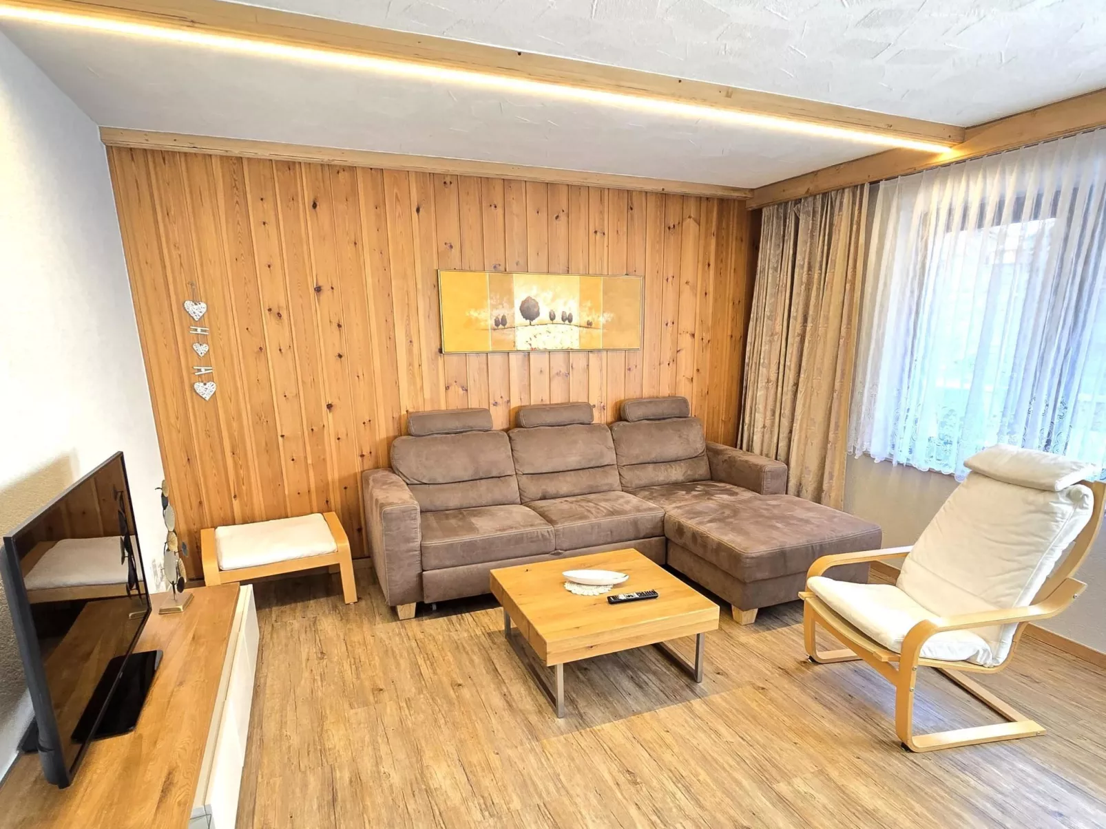 Ferienhaus Adonis-Drinnen
