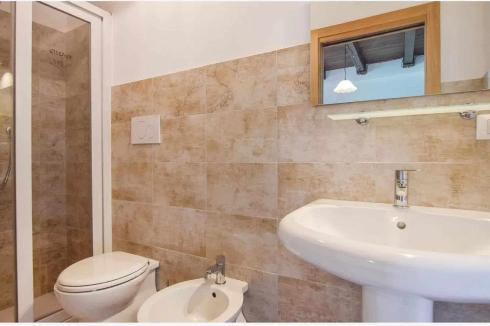 Appartamento Les Barriques-Badezimmer