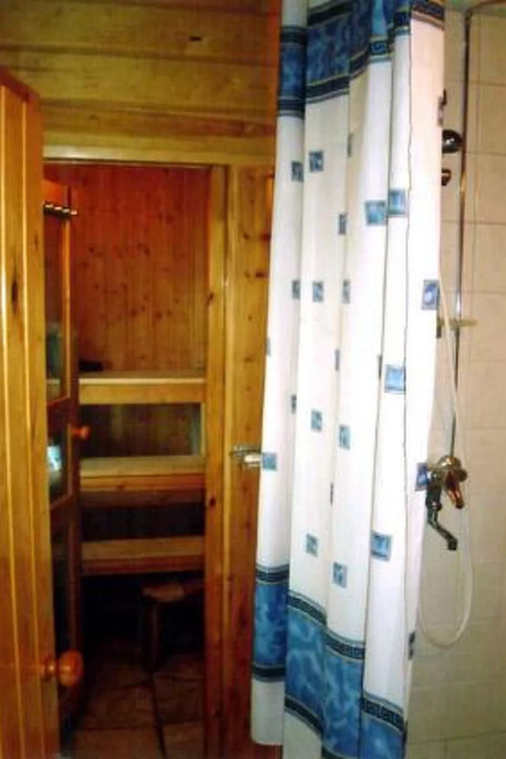 Raanumökki 1-Inside