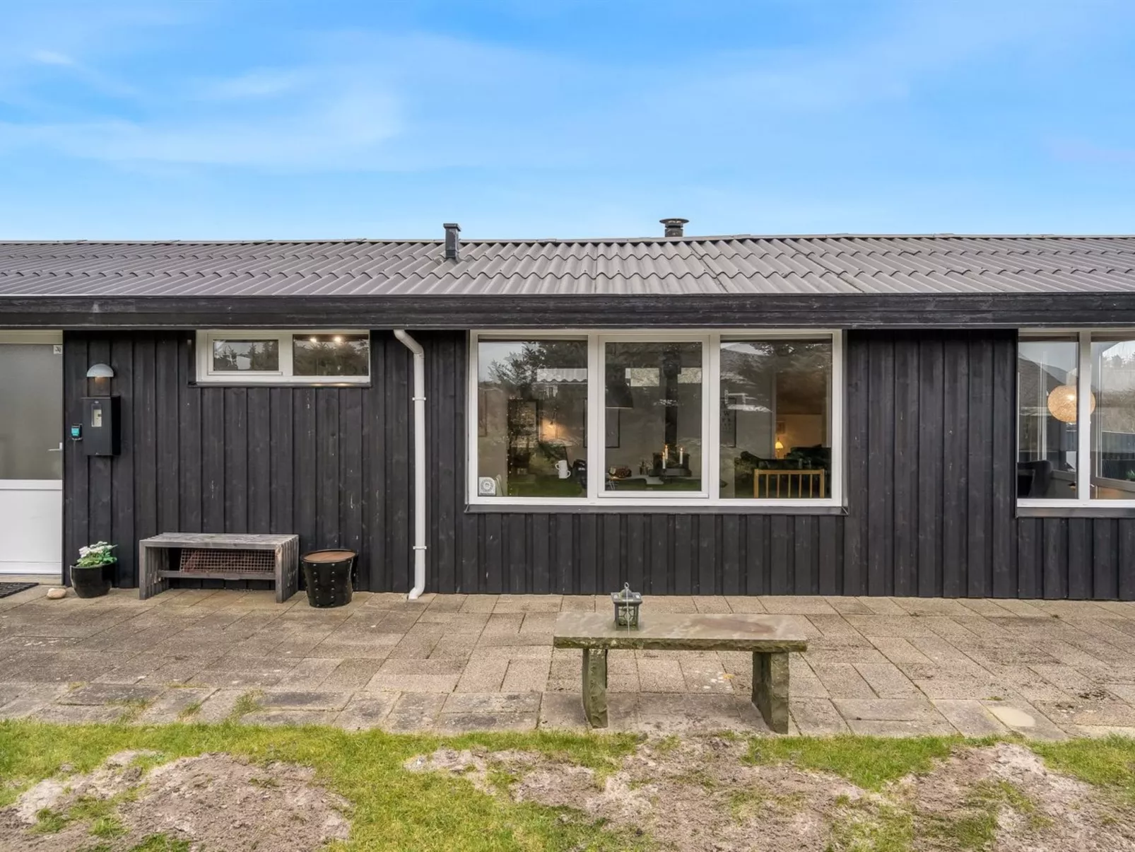 "Erblin" - 400m from the sea-Outside