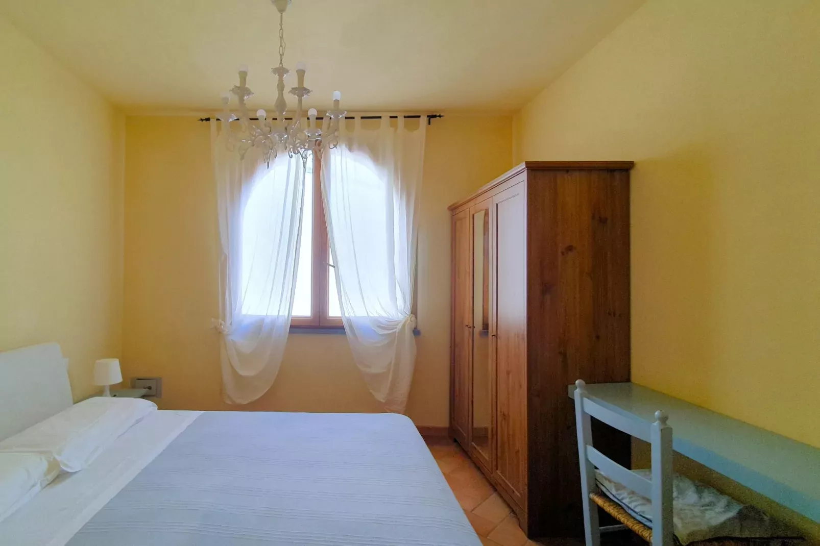 APP 6-Bedroom