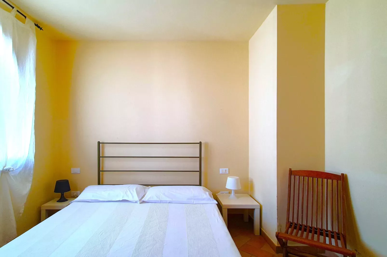 APP 8-Bedroom