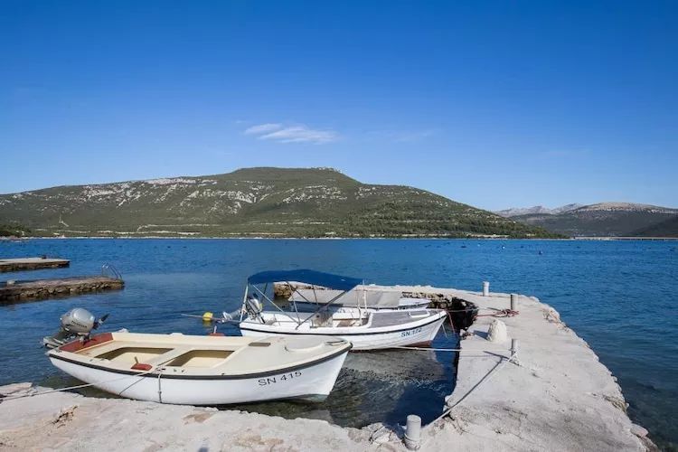 Apartments Memunić - One Bedroom Apartment with Balcony and Sea View (CRVENI)-View
