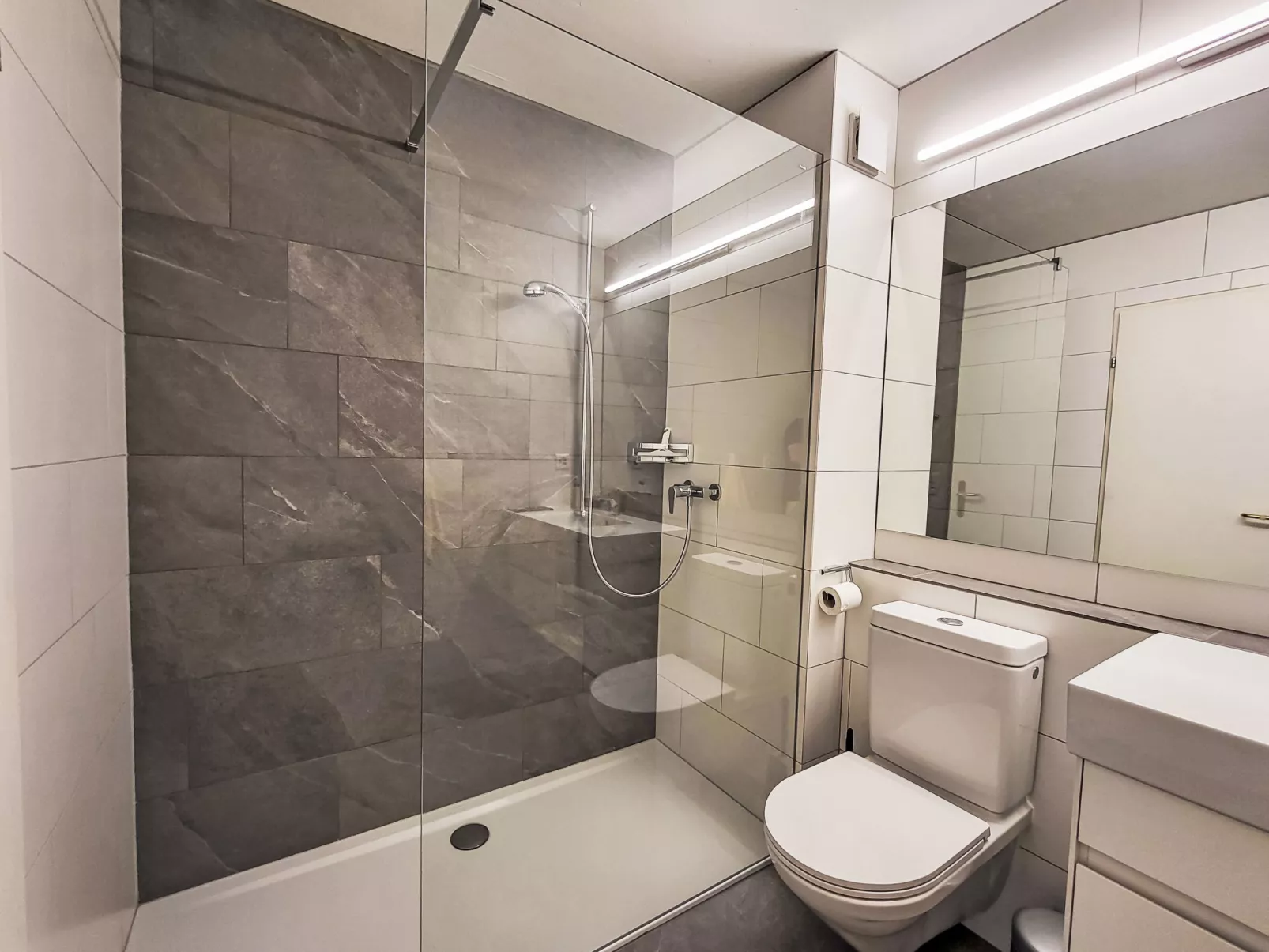 Residenza Parcolago Apt 120 1.Stock-Inside