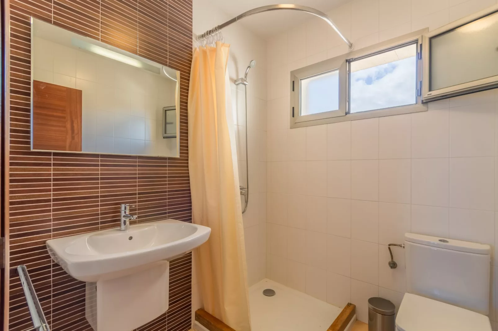 Vista Mar Azul, Villa 5StarsHome Mallorca-Bathroom