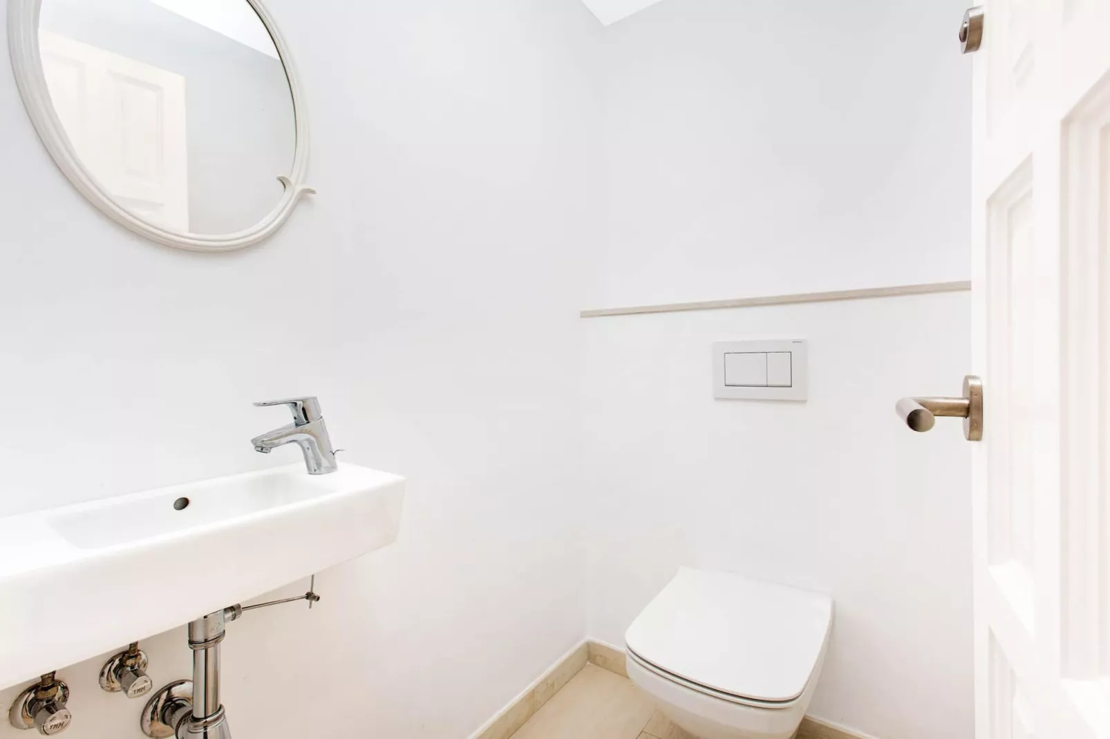 Puig Artigas 2-Bathroom