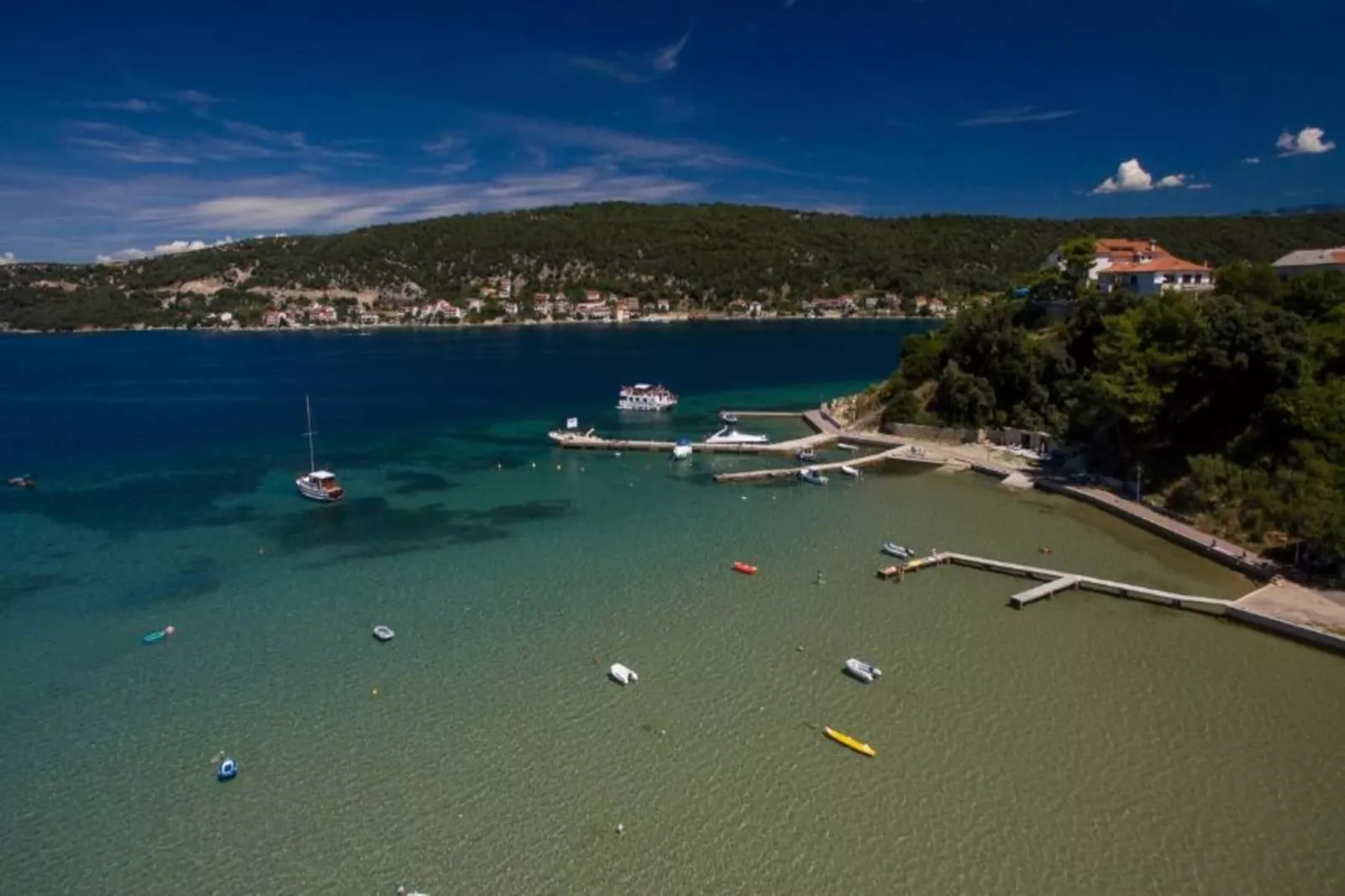 Anamar - Two Bedroom Apartment-Areas summer 5km
