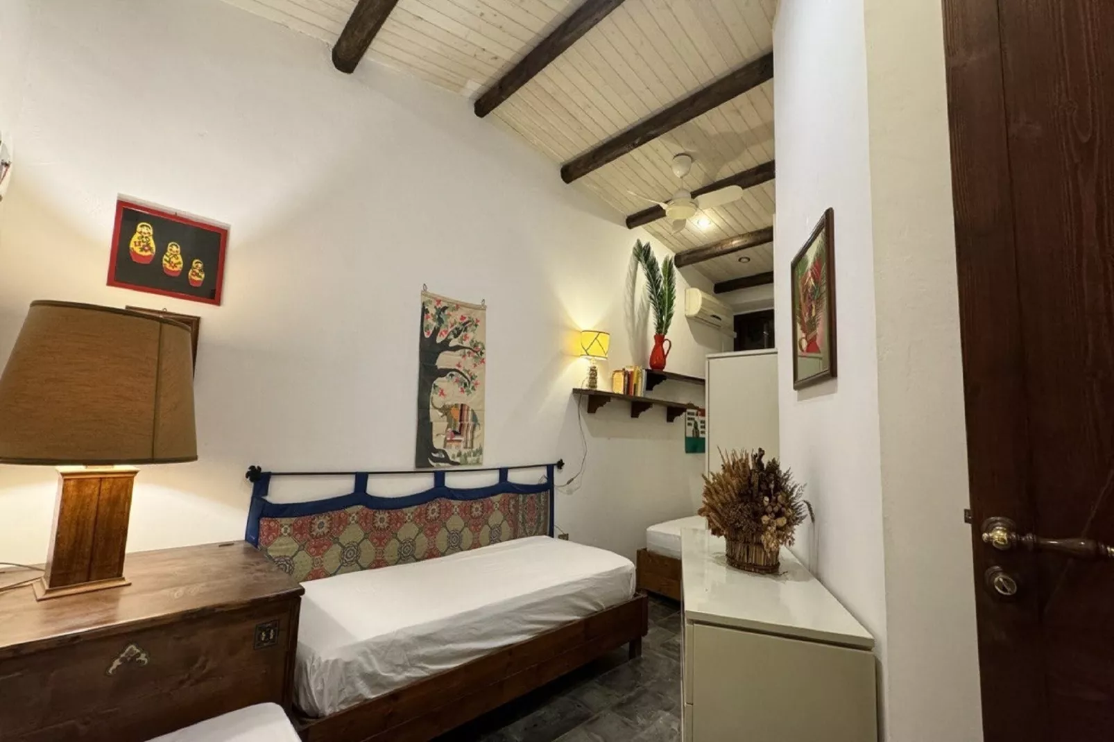 Villa Castelbuono-Bedroom