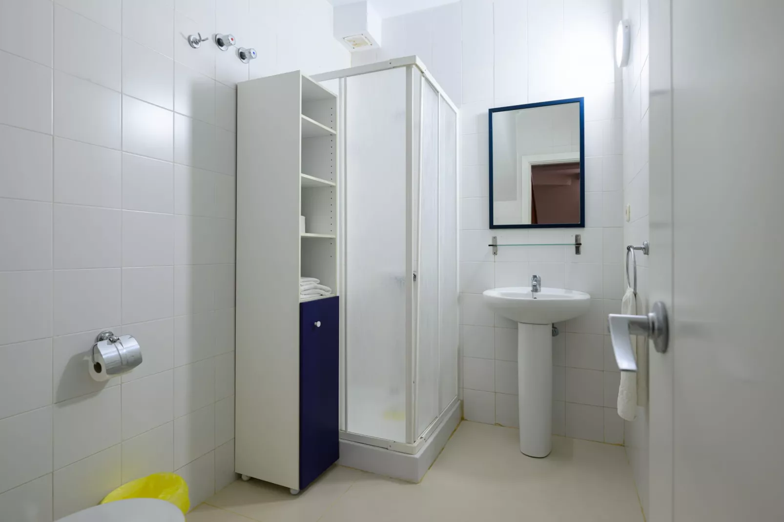 DUPLEXMELONERAS69-Badezimmer