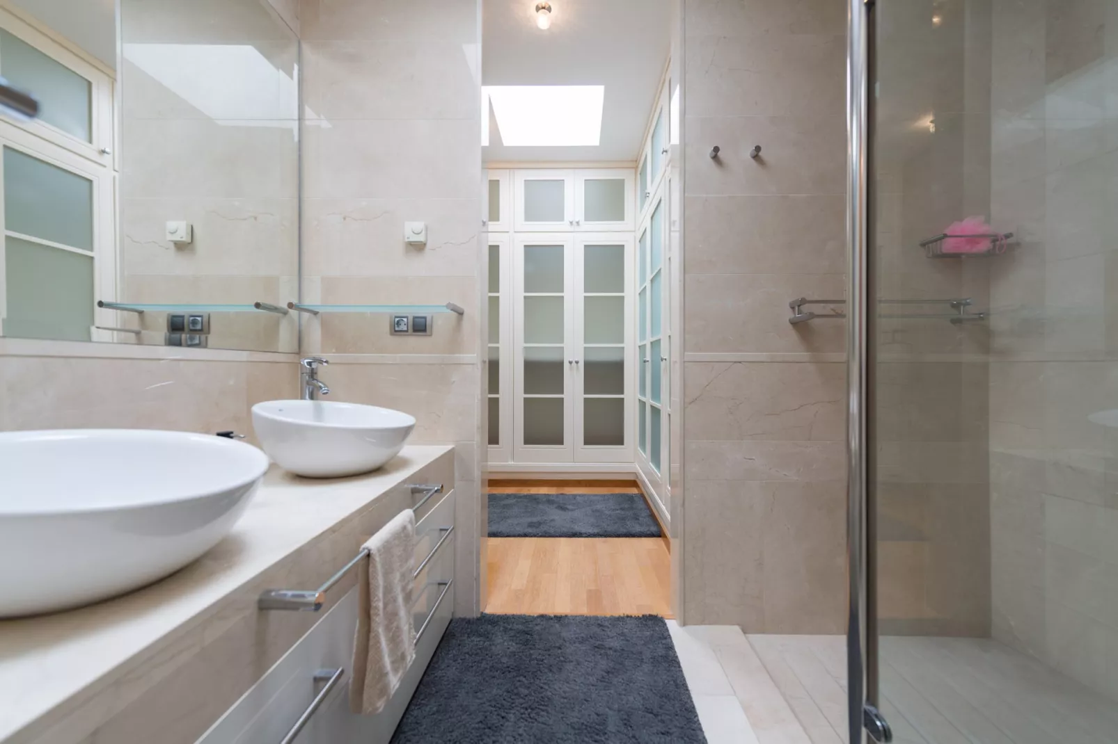 V11-Badezimmer