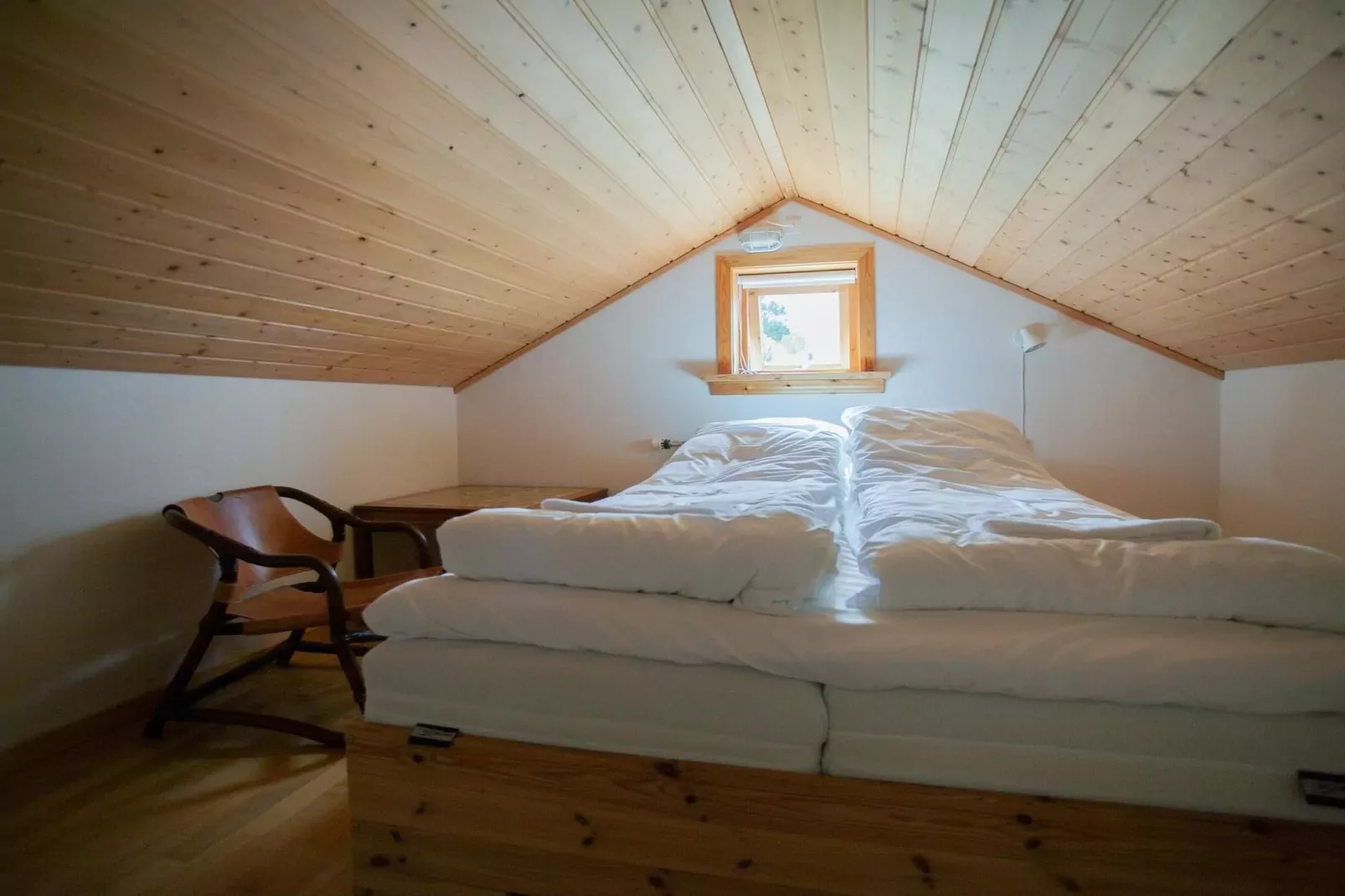 Idyllic holiday home with private garden-Indoor