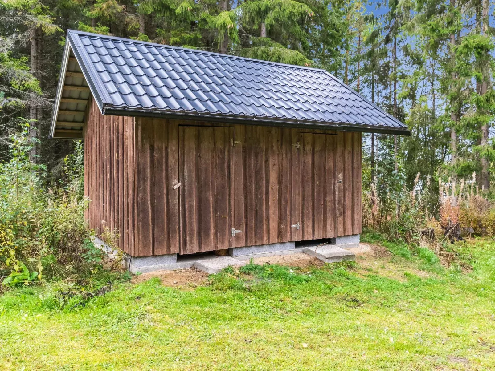 Vihreä mökki-Outside