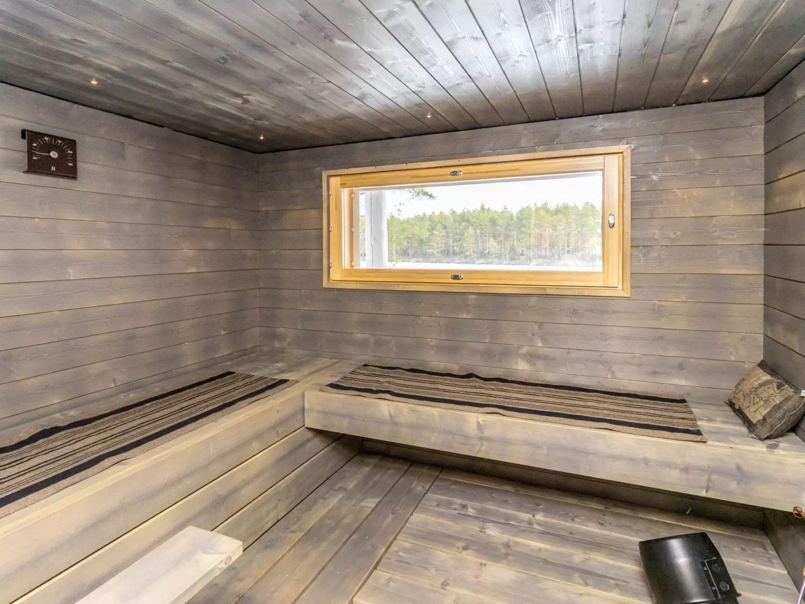 Lumpeenranta-Inside