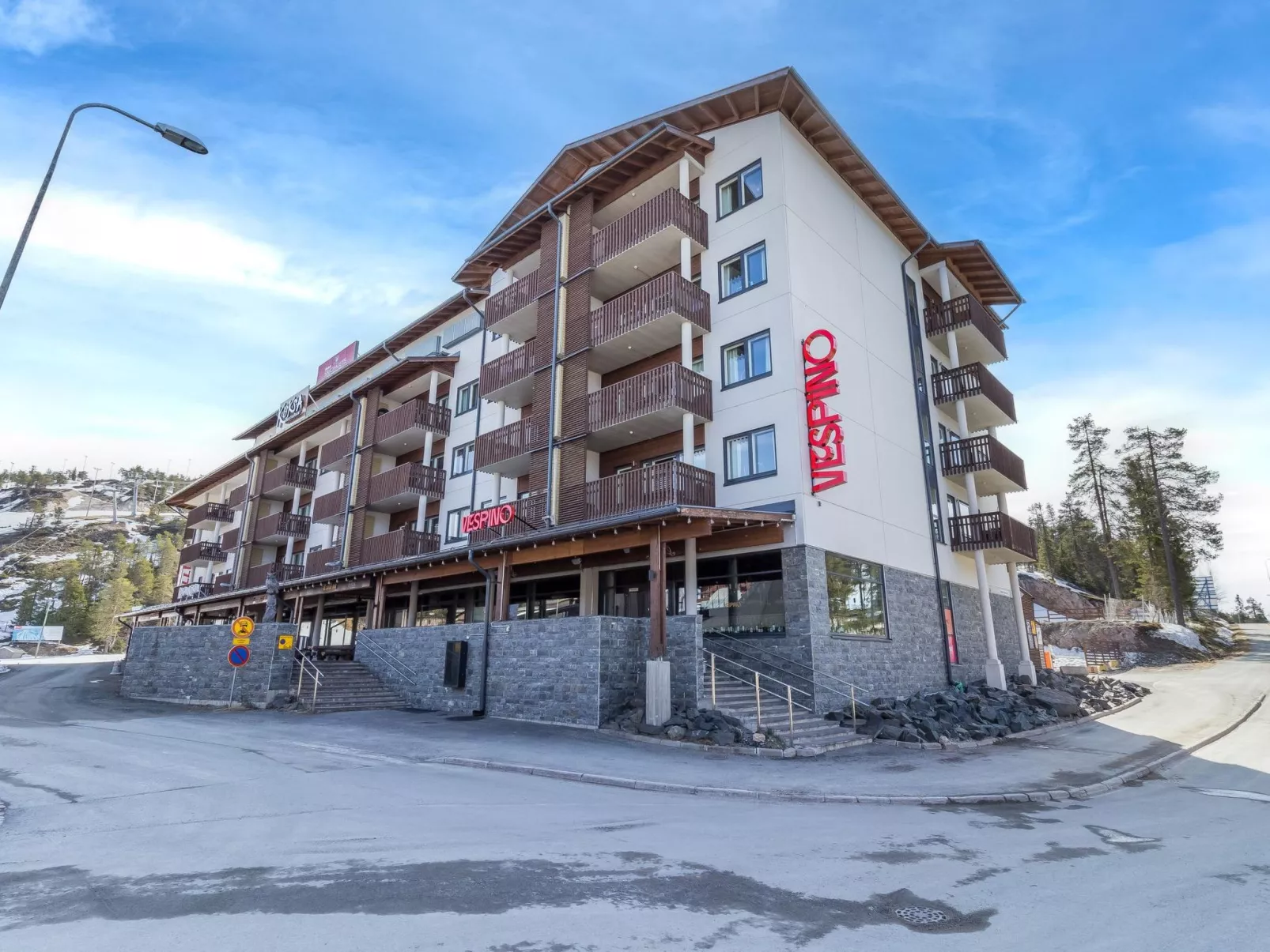 Casa krogerus ruka-Outside