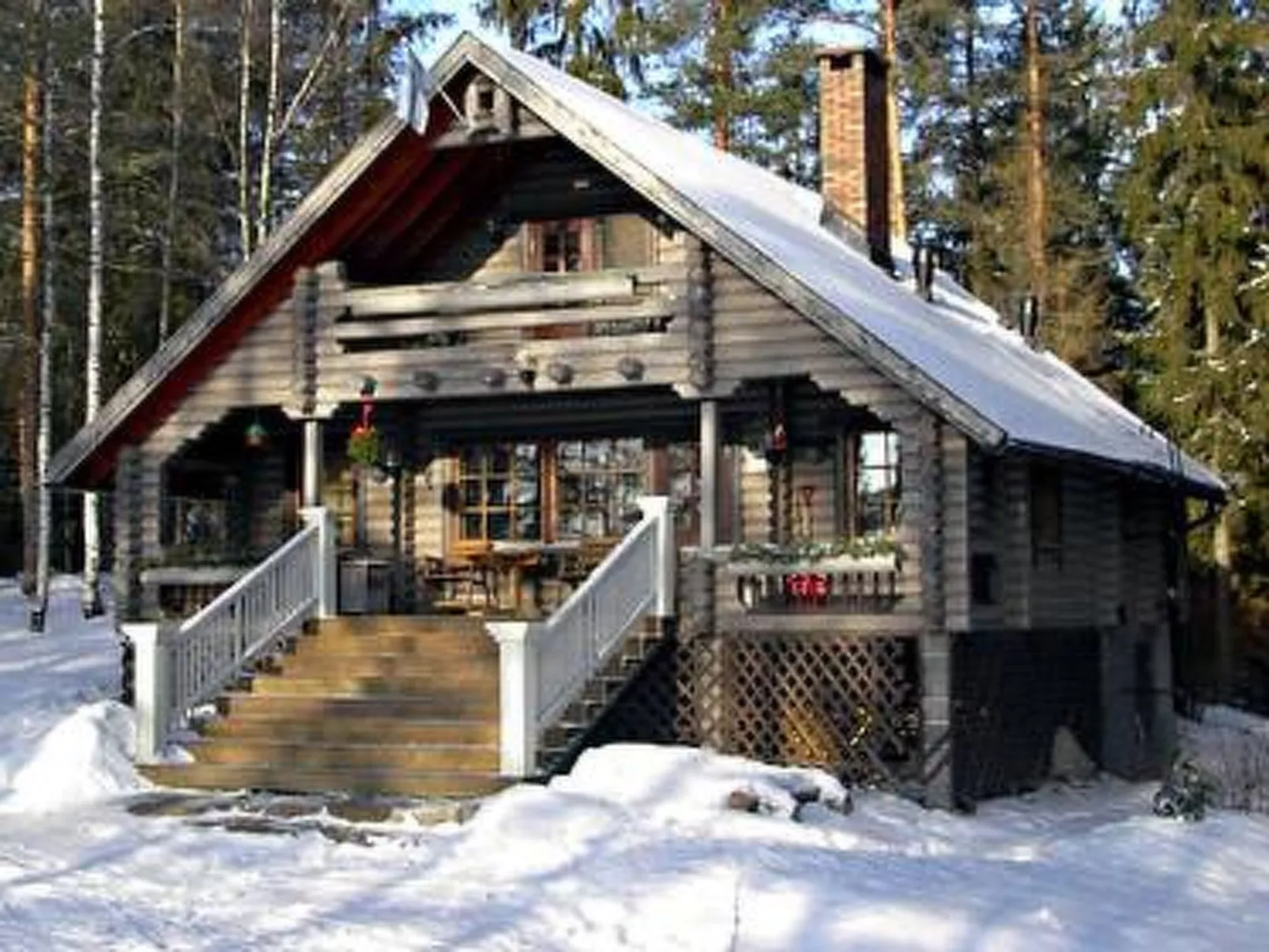 Villa vuorikotka-Outside