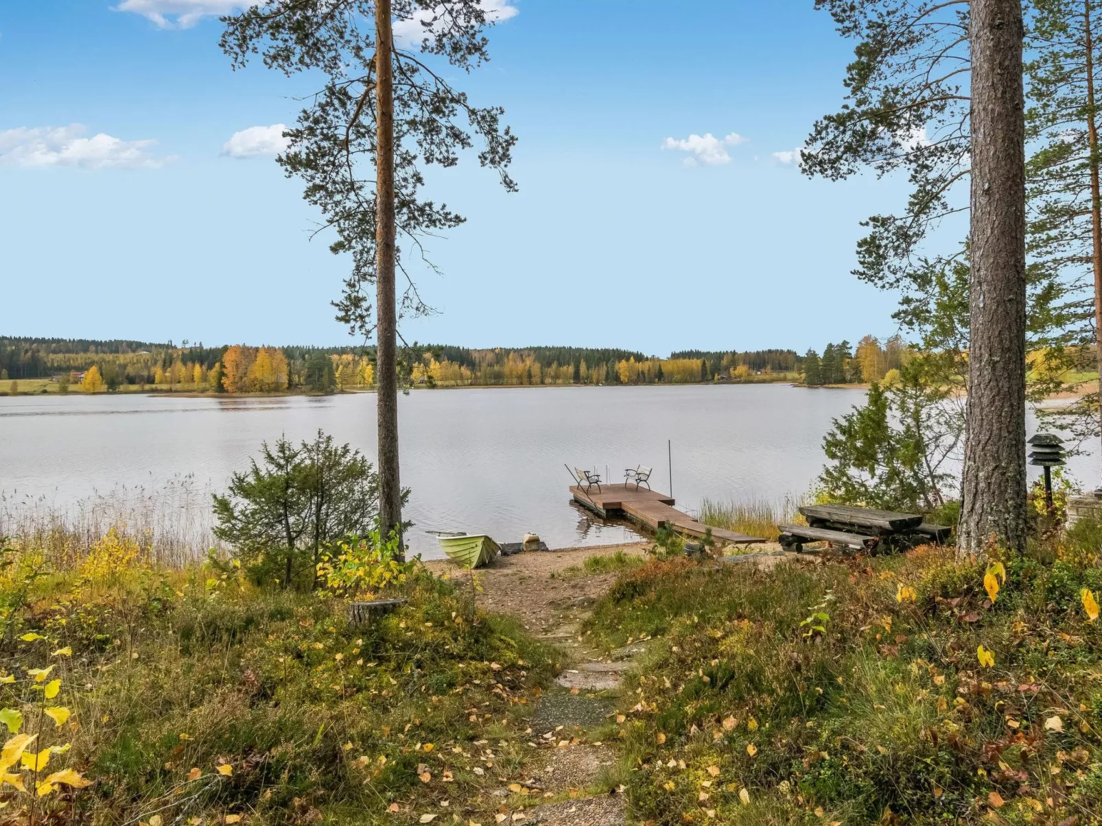 Mäntykumpu-Outside