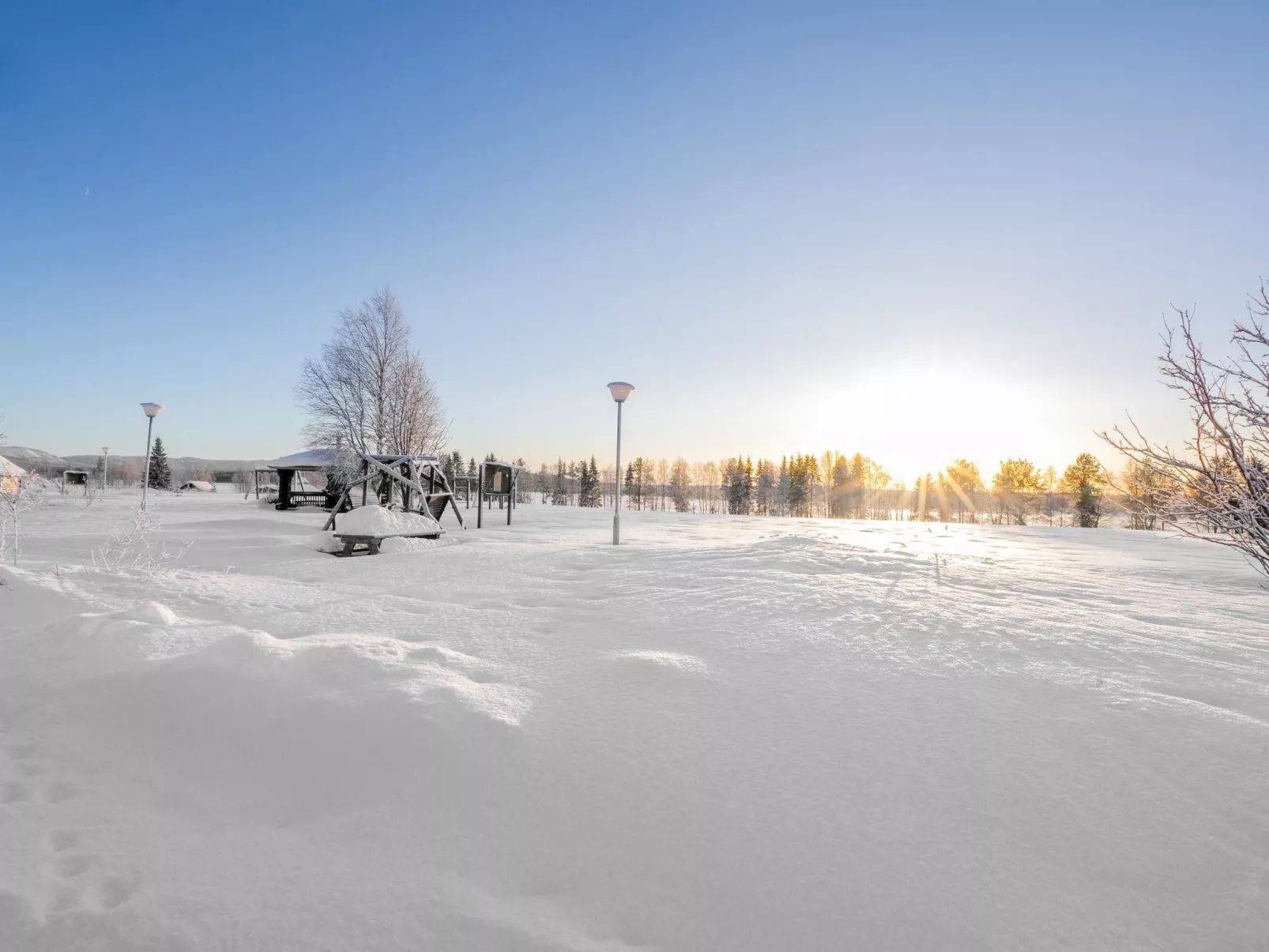 Ruka-kitkan lomamajat/varpunen-Dedans