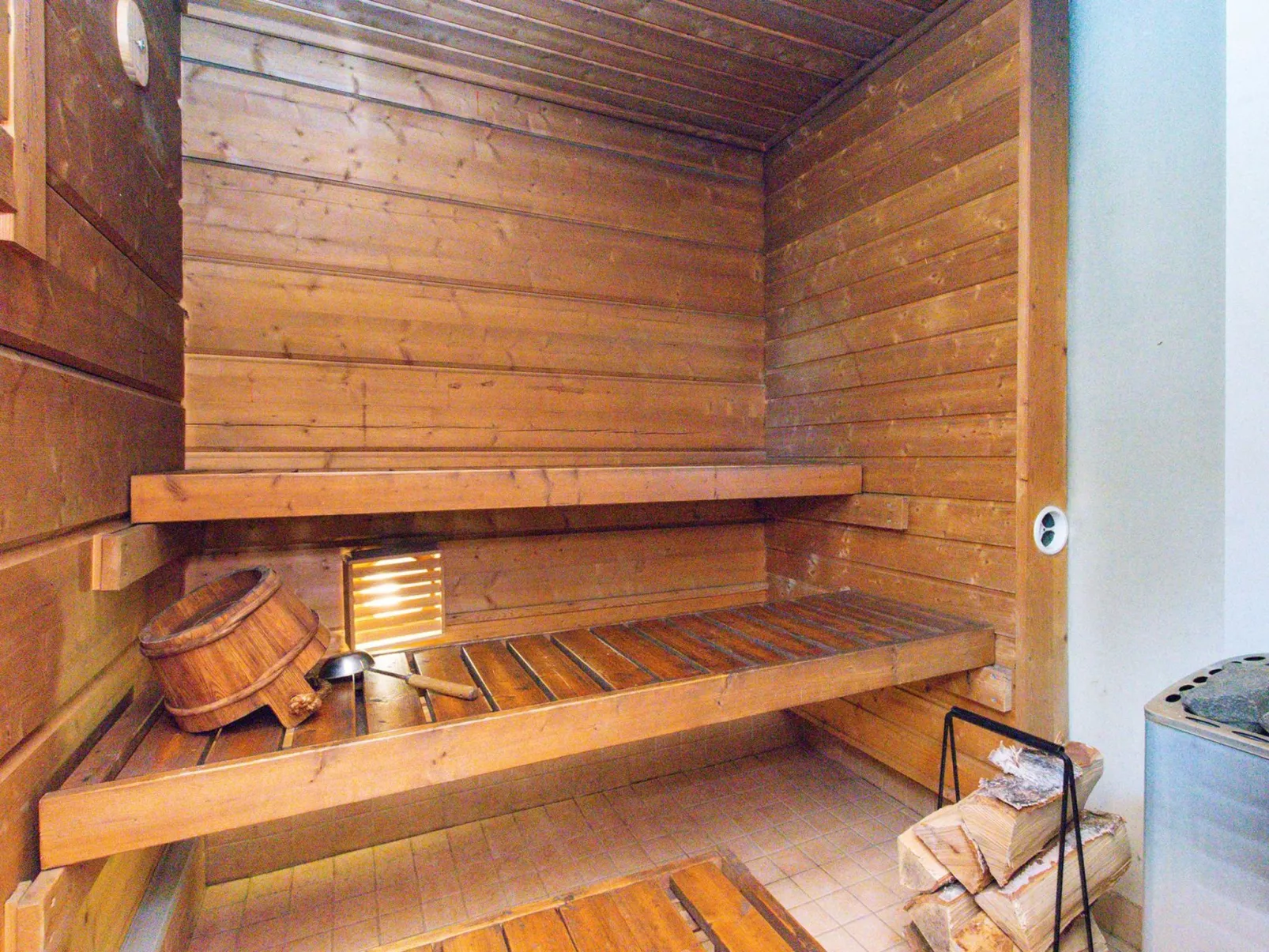 Hot pool cottage iitu-Inside