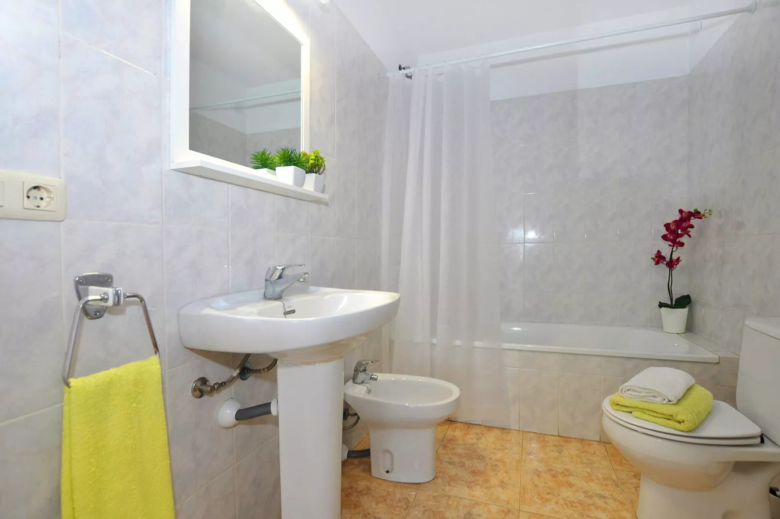 1172 CANYELLES vista Mar-Badezimmer