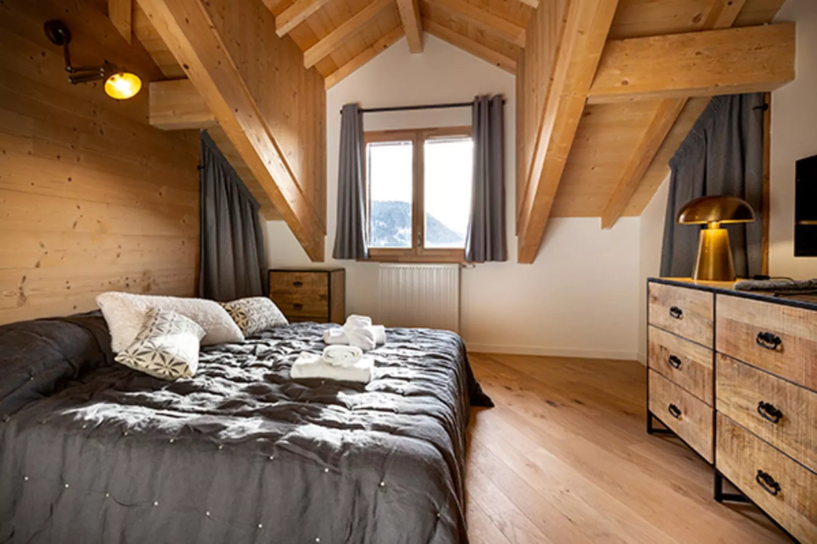 VAUJANY Le Saphir-A38P-Schlafzimmer