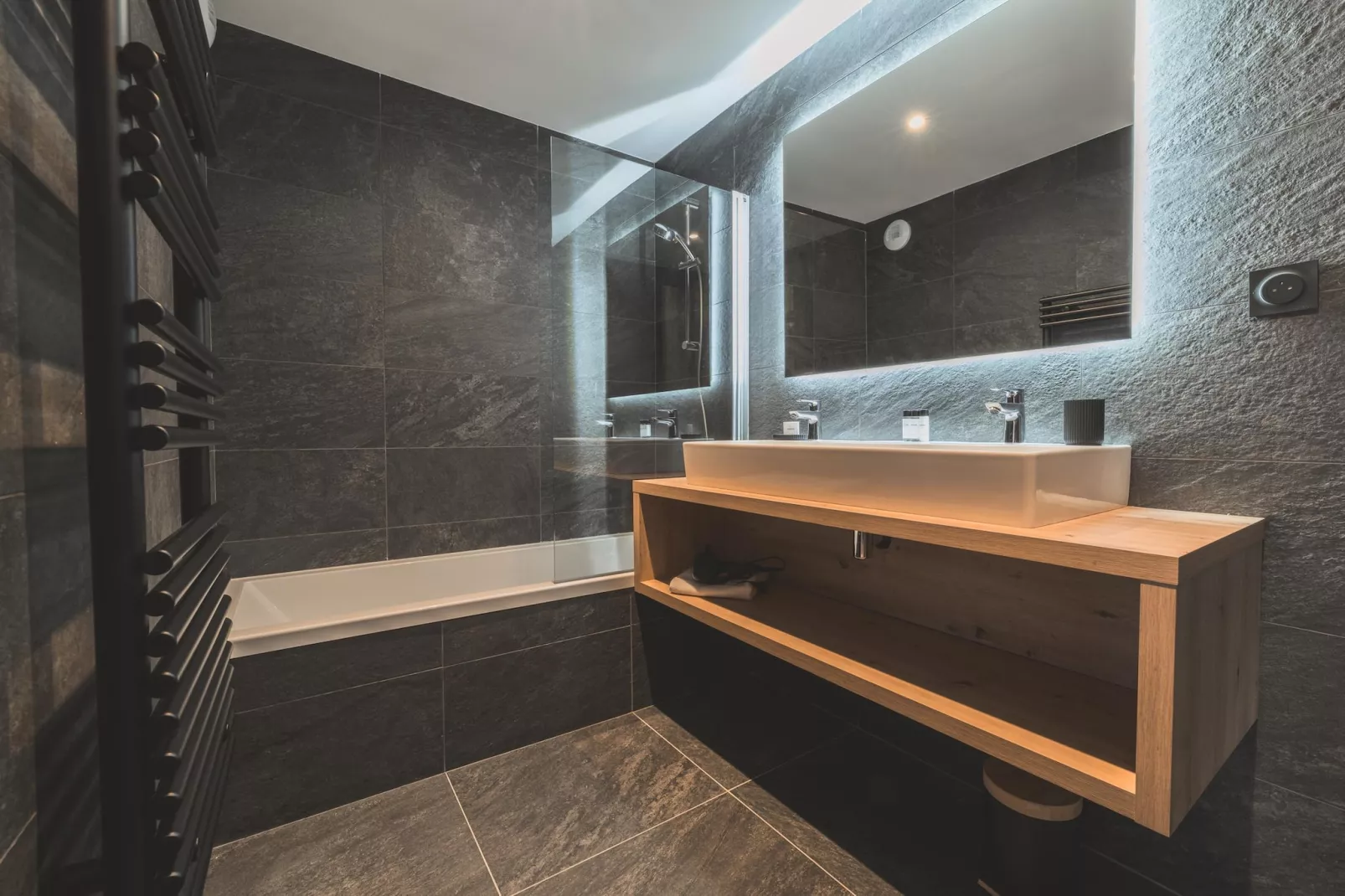 Résidence PLAN PEISEY Le Quartz -A50S-Bathroom