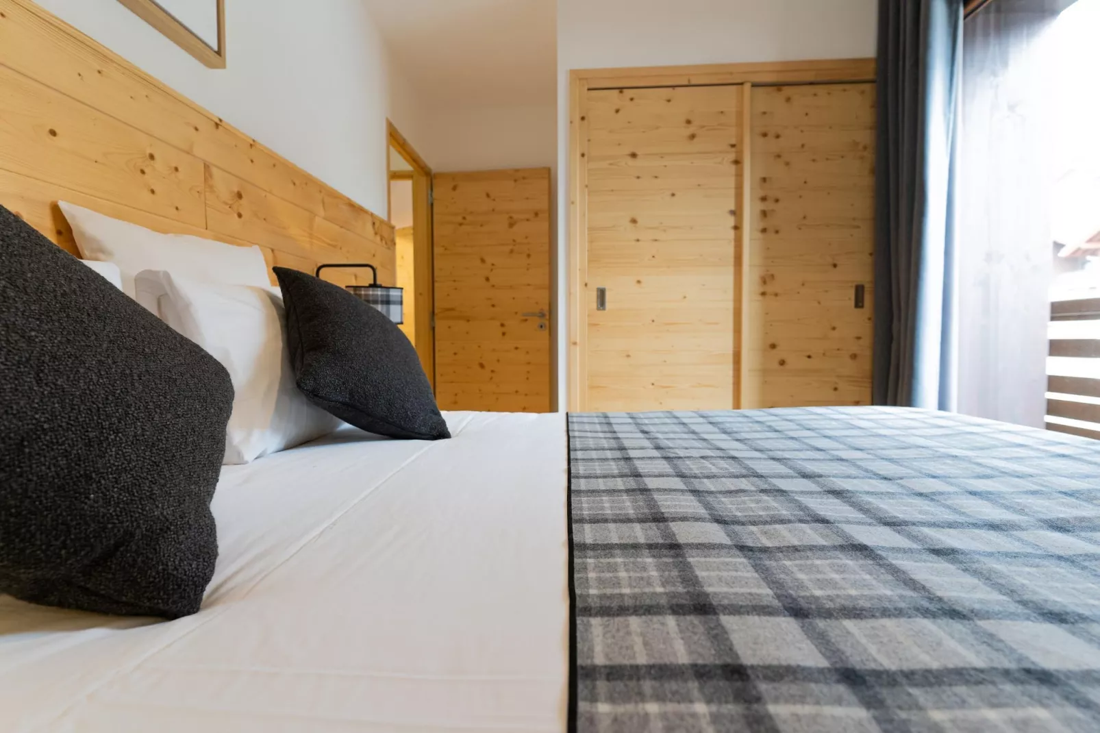 COMBLOUX Les Roches Blanches A48P-Chambre