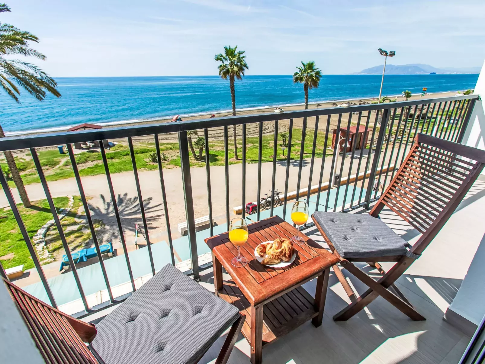 Rinconada beachfront 2-Outside