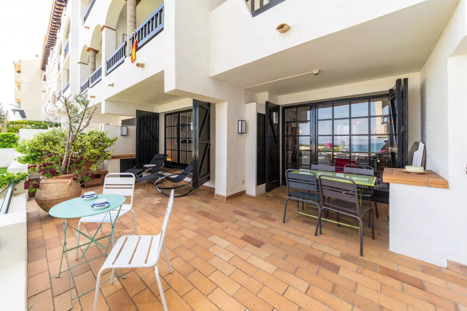 Diana-Terrace balcony