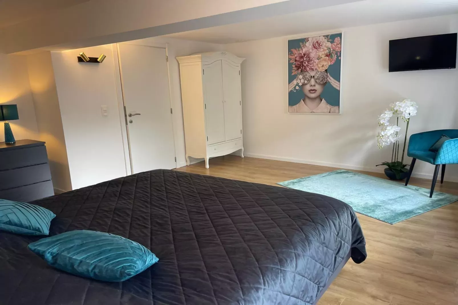 Rooftop Bleu-Bedroom