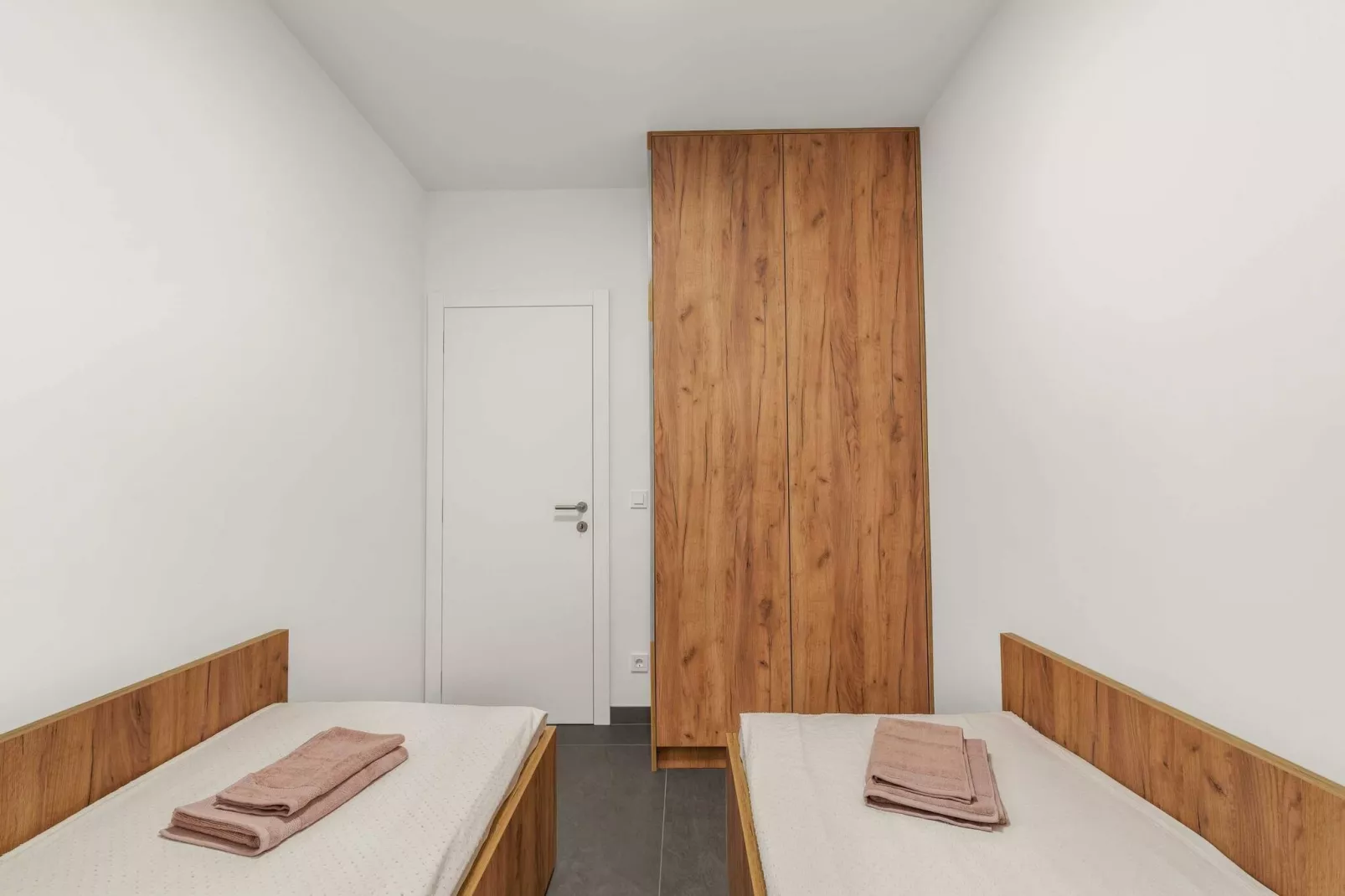 Apartments Velic - Three bedroom apartment C-Schlafzimmer