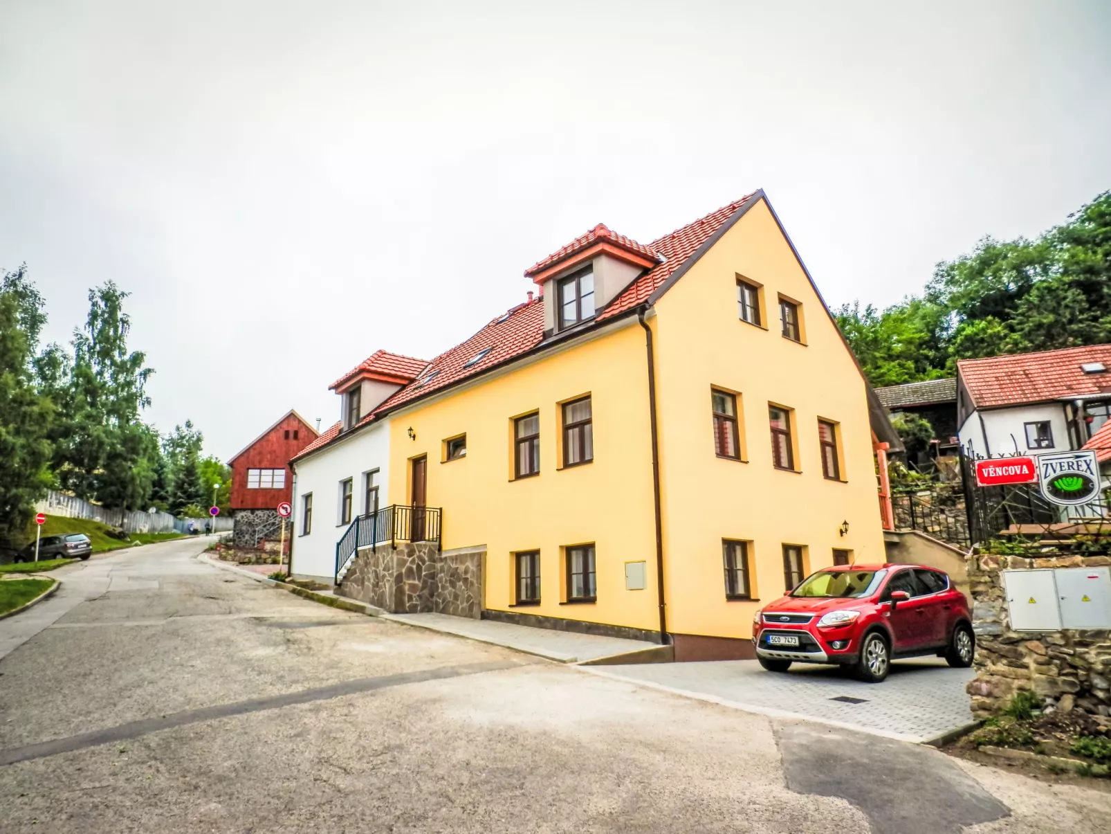 Dueta Apartment-Outside