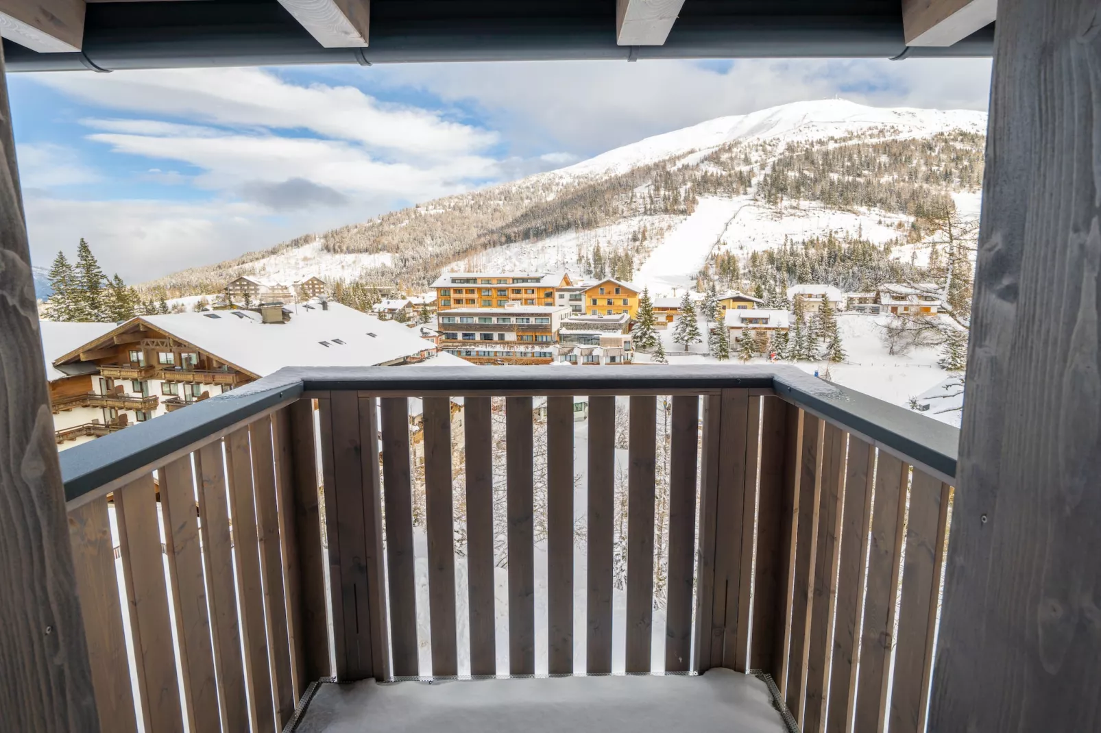 Penthouse Two-bedroom Apartment – KA2P-View winter