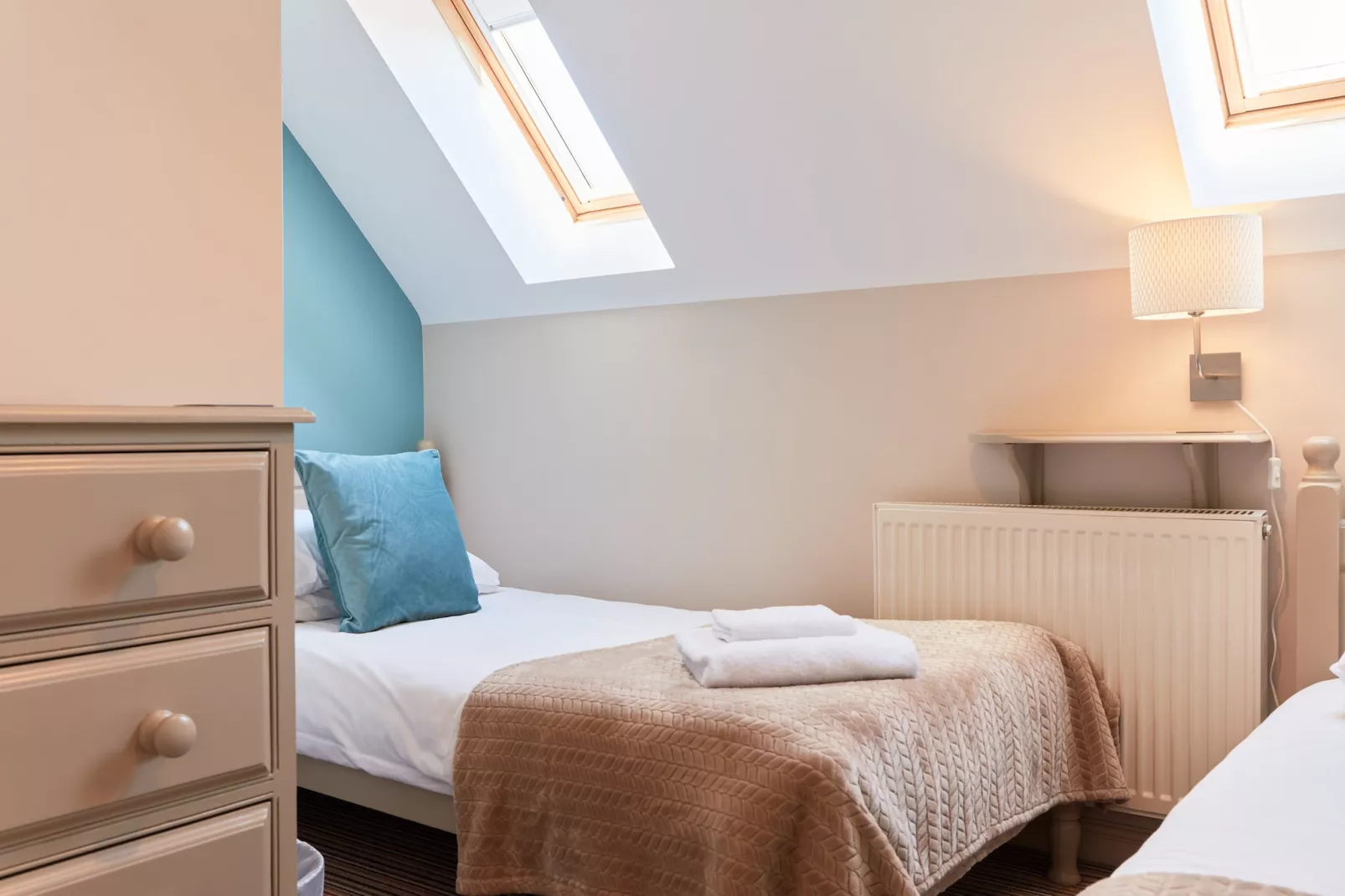 Meadow View-Bedroom
