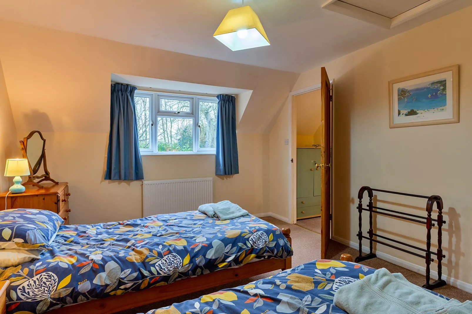 Glebe Cottage-Bedroom