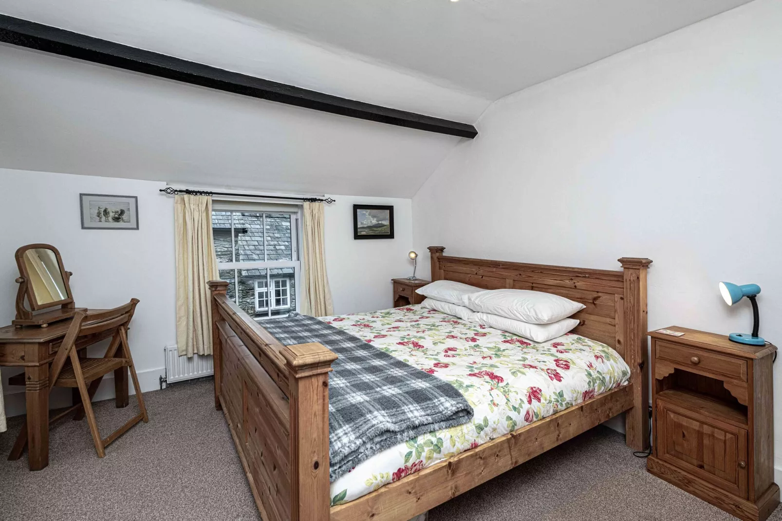 Arwel-Bedroom