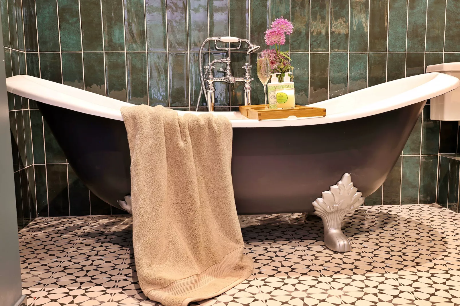 The Coach House-Bathroom