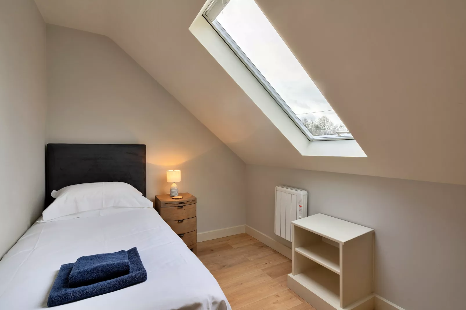 Acorn Cottage-Bedroom