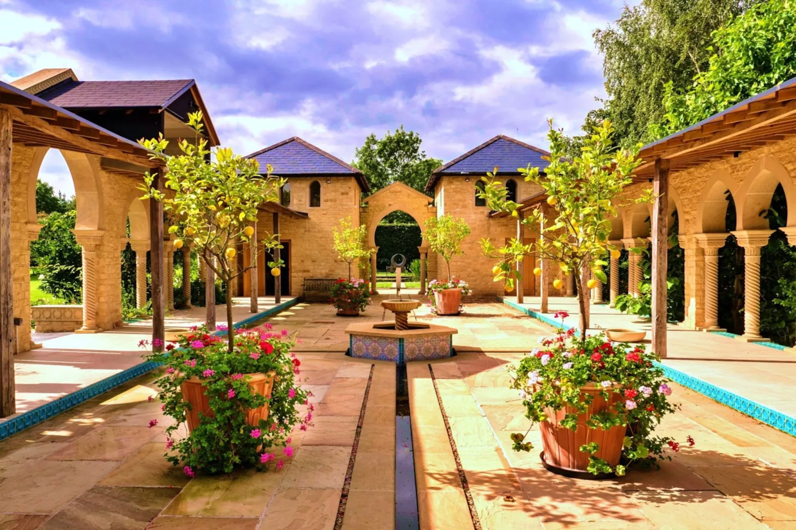 The Loft-Areas summer 1km