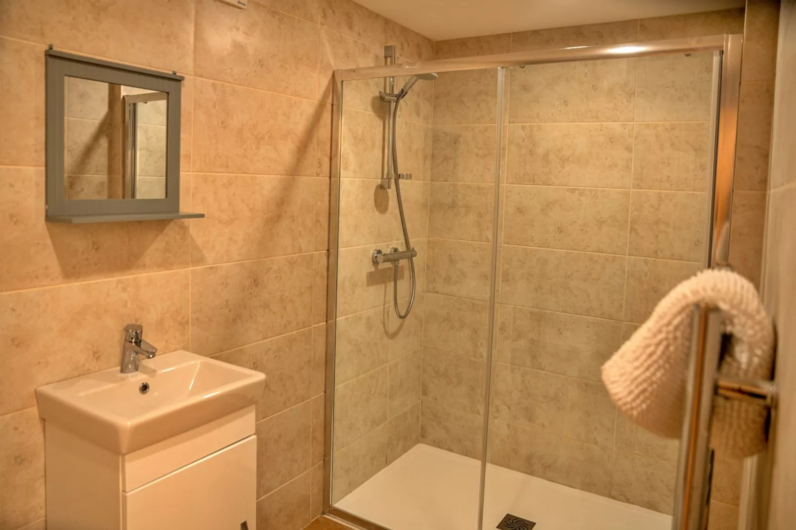 Little Rissington - Barn Five-Bathroom