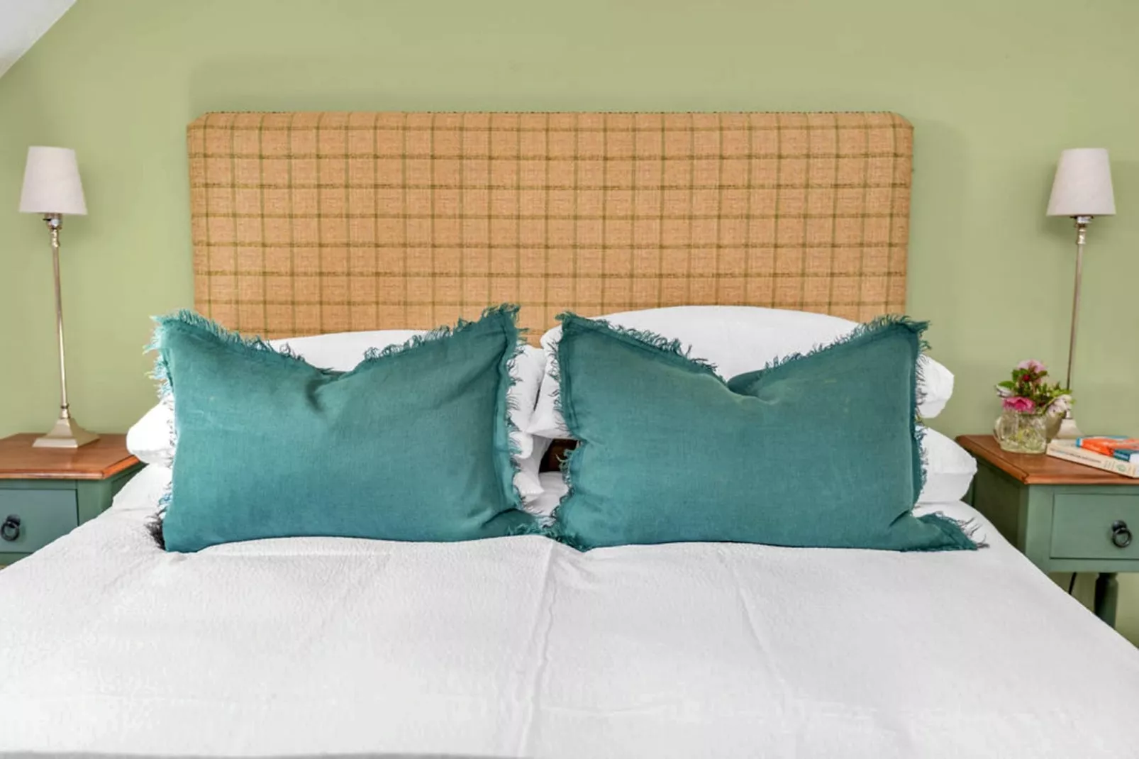 Woodman's Cottage-Bedroom