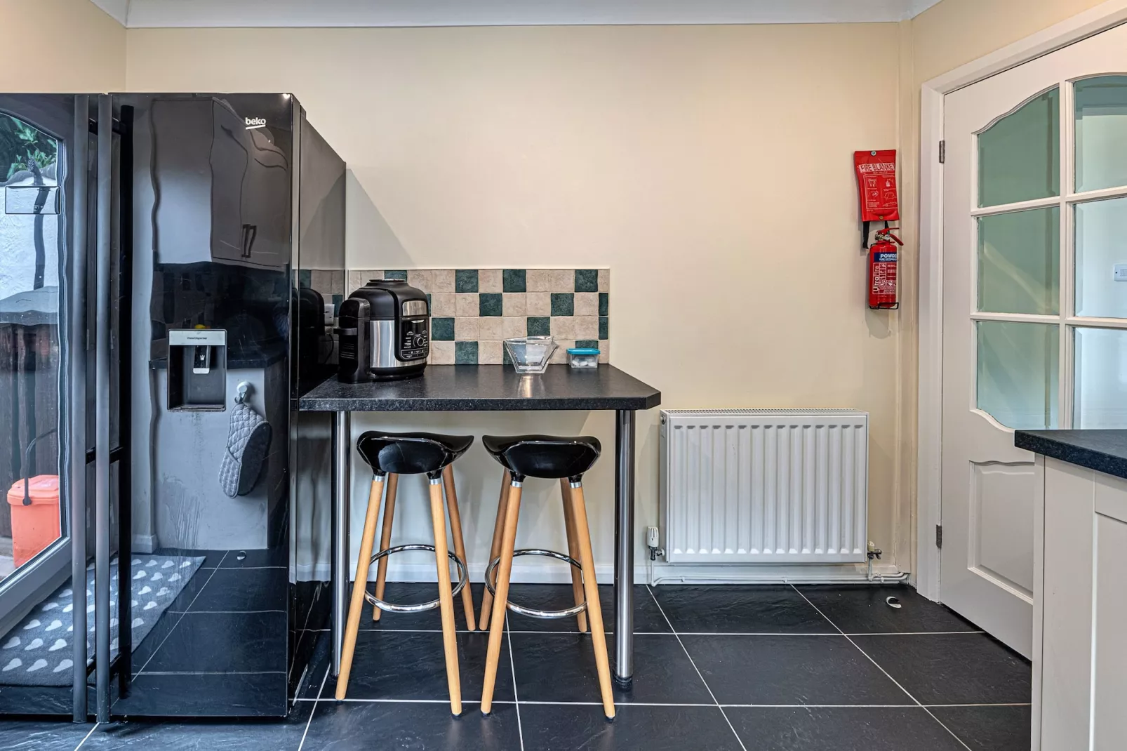Cesail Y Mynydd-Kitchen