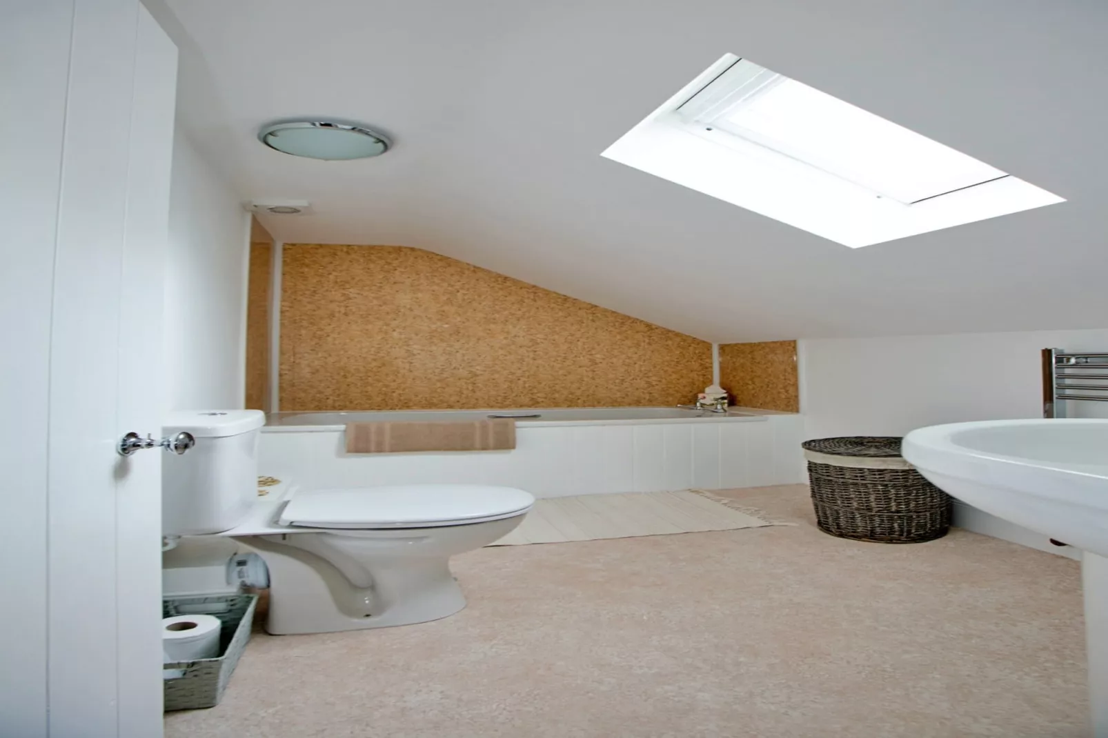 The Cottage, Shortflatt Farm-Bathroom