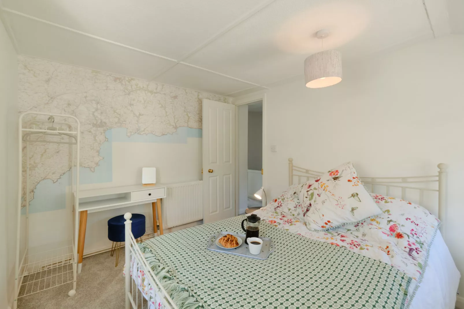 Primrose Cottage-Bedroom