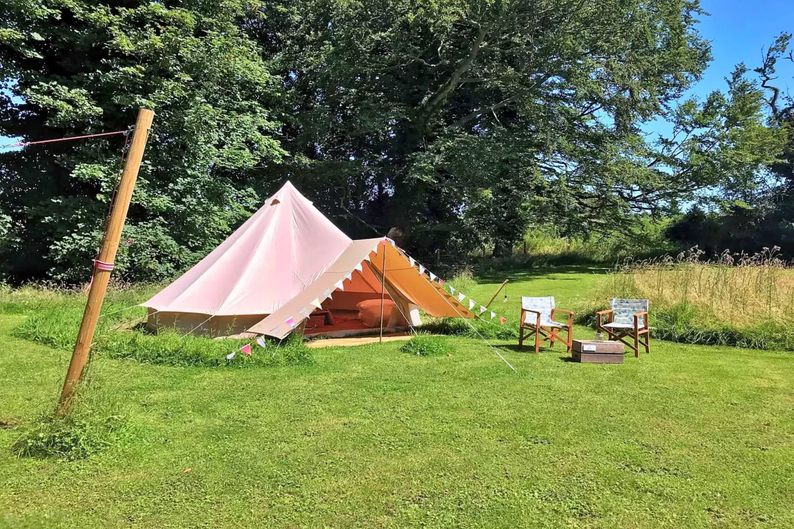 Meadow Glamping Tents-Outdoor
