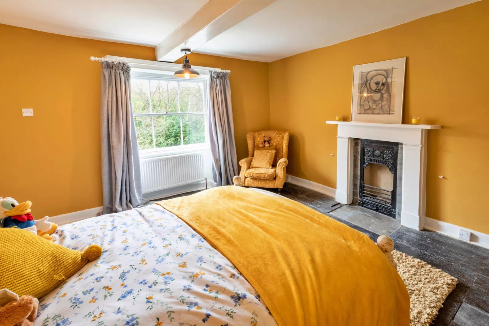 Islip Mill House - Beautiful Riverside Home-Bedroom