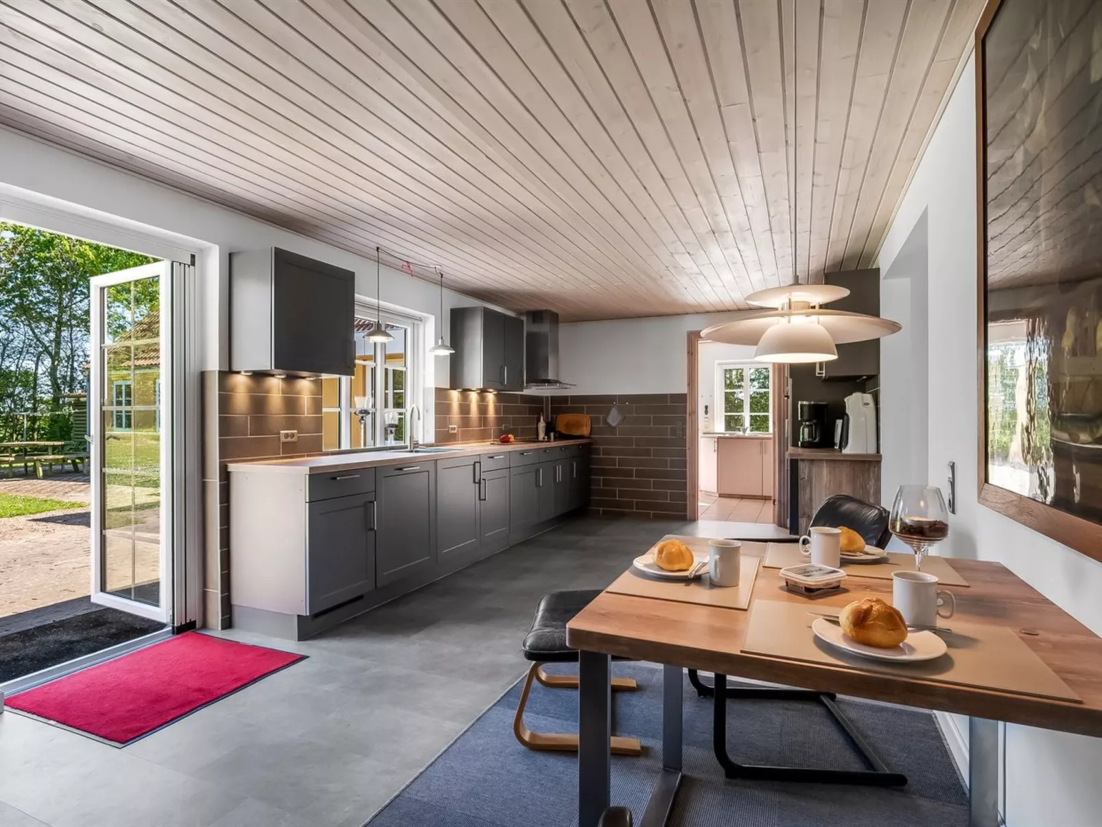 "Quirina" - 6km from the sea-Inside